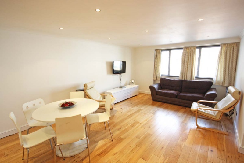 Sullivan And Savoy Court, Earls Court Road, London, Sw5&nbsp;0ua